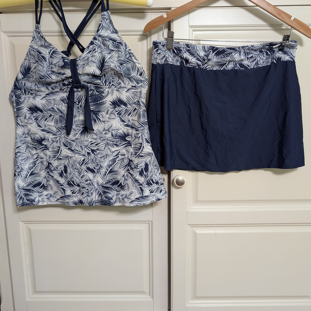 Navy and White Leaf Print Tankini Set